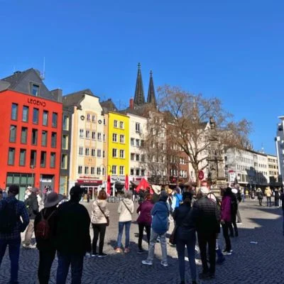 Besuch am Heumarkt auf Klassenfahrt nach Köln