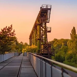 hüttenchallenge auf klassenfahrt nach duisburg